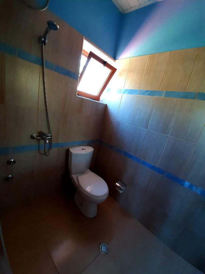 Guest House Pashollari เบราท ภายนอก รูปภาพ